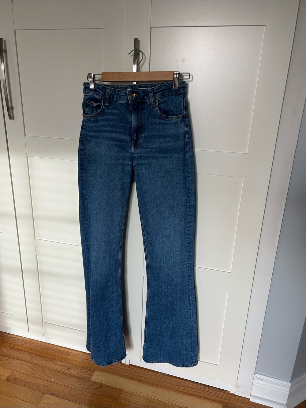Zara Bootcut Jeans in Blue Size 34 Like New